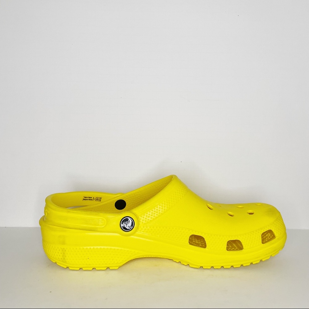 Unisex Yellow Crocs (Size 11)